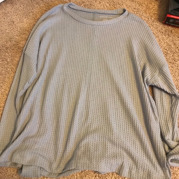 AE Gray Shirt - Picture 1 of 2